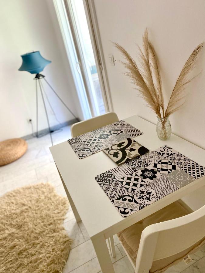 Charmant Studio Climatise Centre Menton Parking Gratuit Luaran gambar
